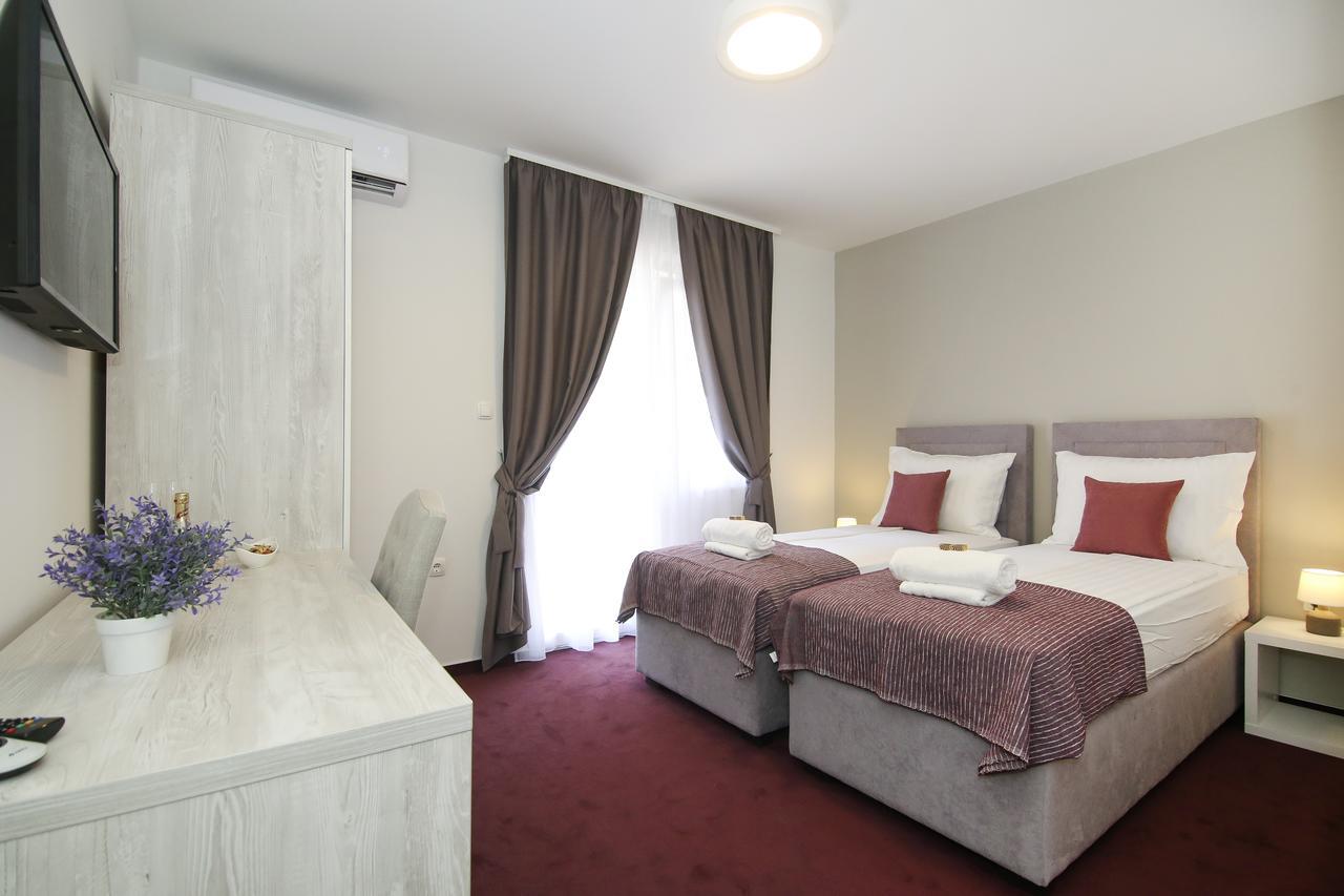 Maxim Rooms&Apartments Split Exterior foto